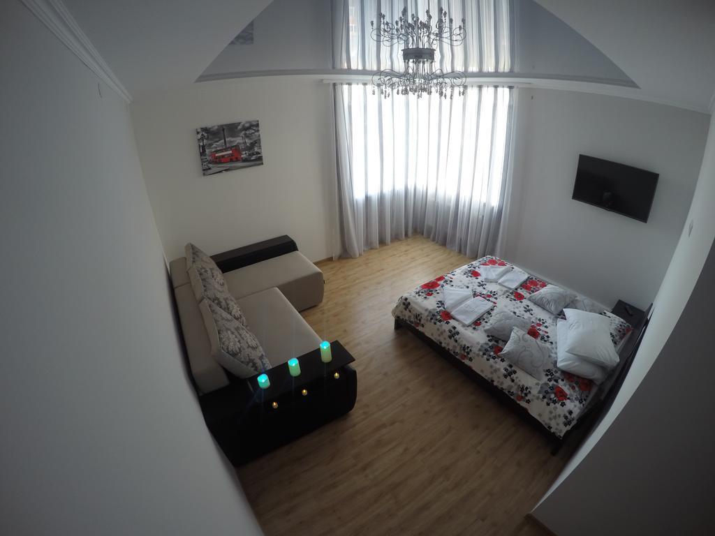 Vip Apartament In The Center Truskavets Exterior photo